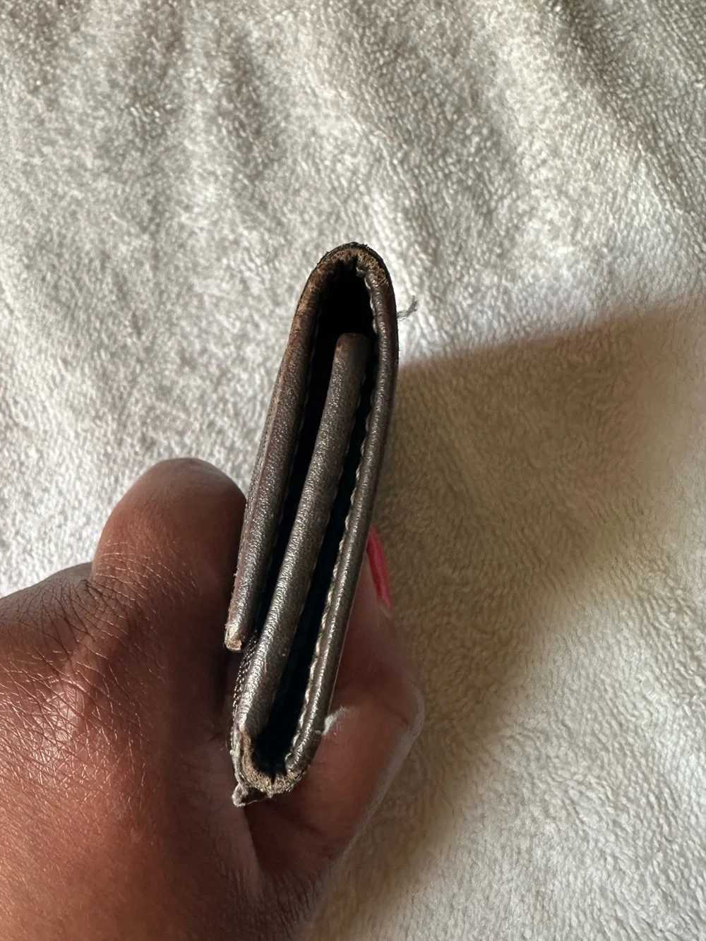 Authentic Gucci Metallic Brown GG Monogram 4-Key Holder w/ GG Charm